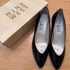 Nine West Faith Black Leather Pump Size 7.5 M